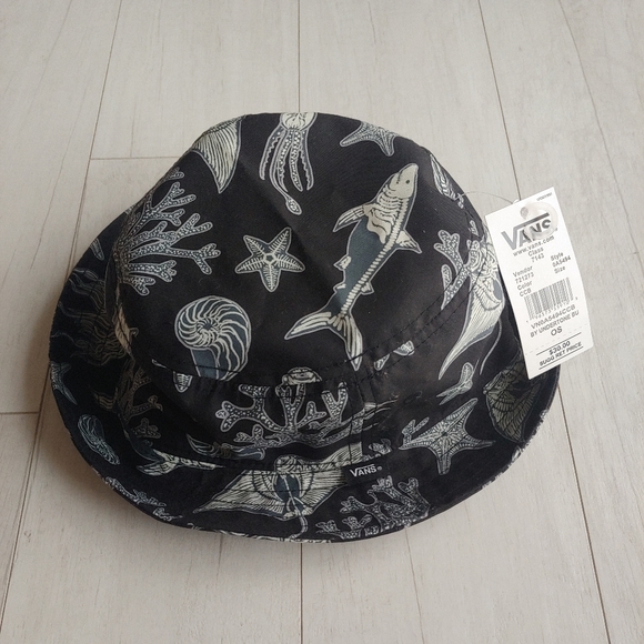 VANS NEW Undertone Bucket Hat - Picture 1 of 10
